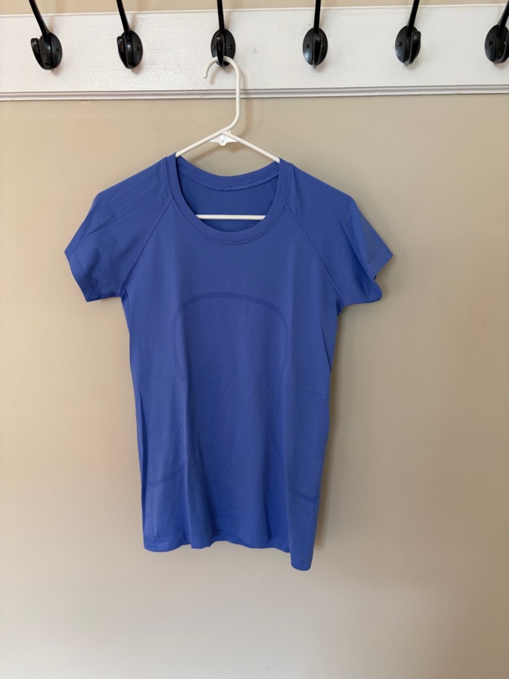 Lululemon swiftly tech short sleeve
